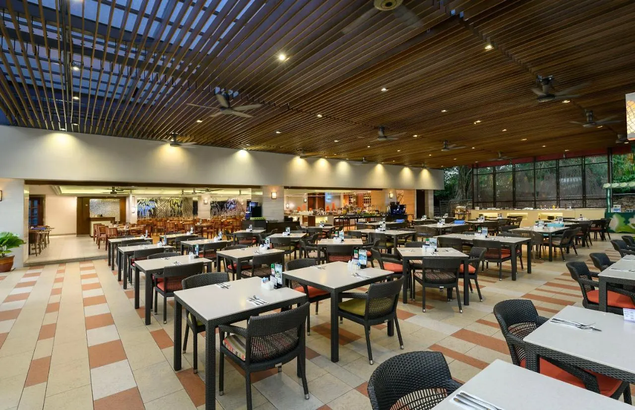 Holiday Inn Resort Penang 峇都丁宜