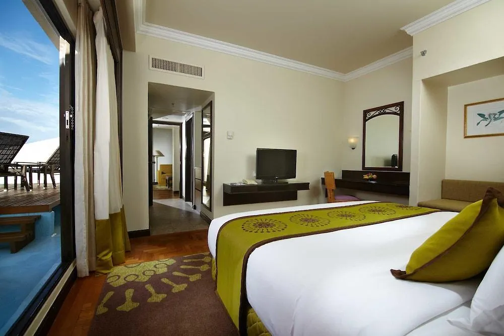 Holiday Inn Resort Penang Batu Ferringhi