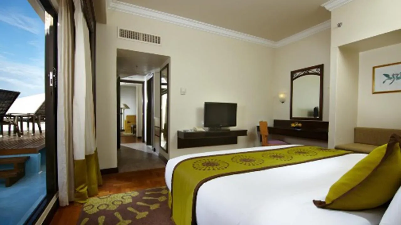 Holiday Inn Resort Penang Batu Ferringhi